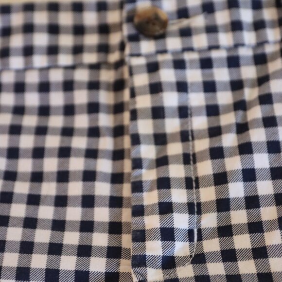 Old Navy Women's Everyday Short Size 12 - Picture 4 of 9